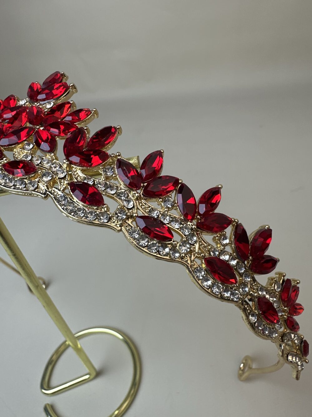 Corona Beret Dorado y Rojo - Imagen 2