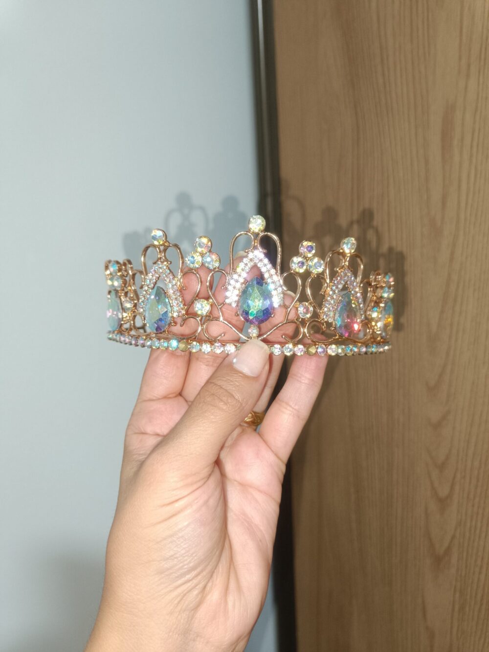 Corona Carlota Dorada
