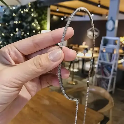 Tiara Stras fina