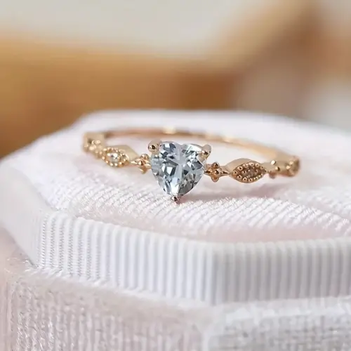 Anillo solitario corazon talle 7