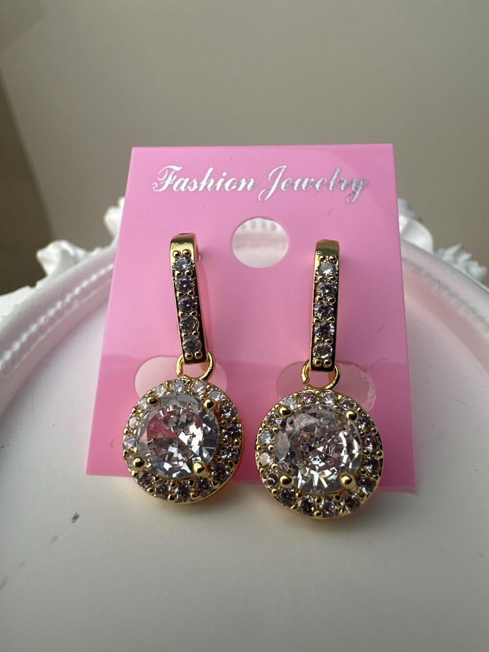 Pendientes estilo real dorado - Imagen 3