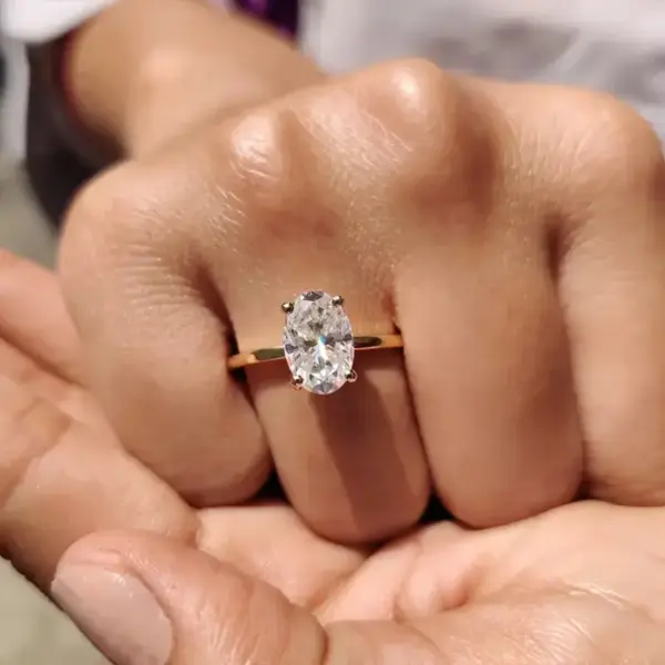 Anillo SOLITARIO OVALADO