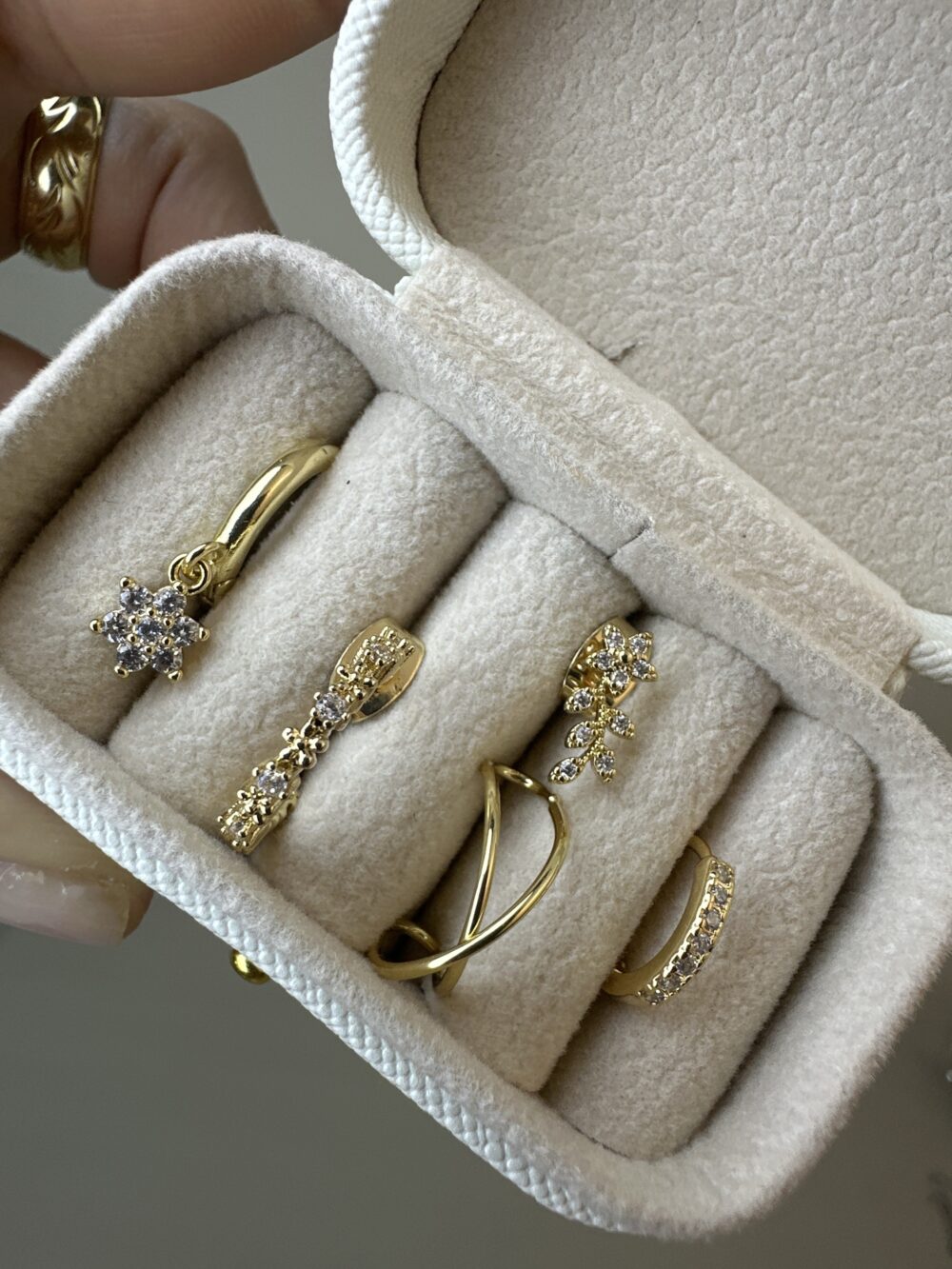 Conjunto de 5 pendientes Fantasy - Imagen 2