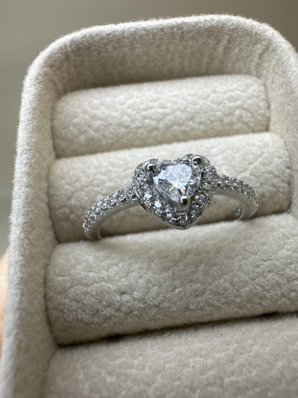 Anillo corazón de plata S925 (Talle 8) - Imagen 4