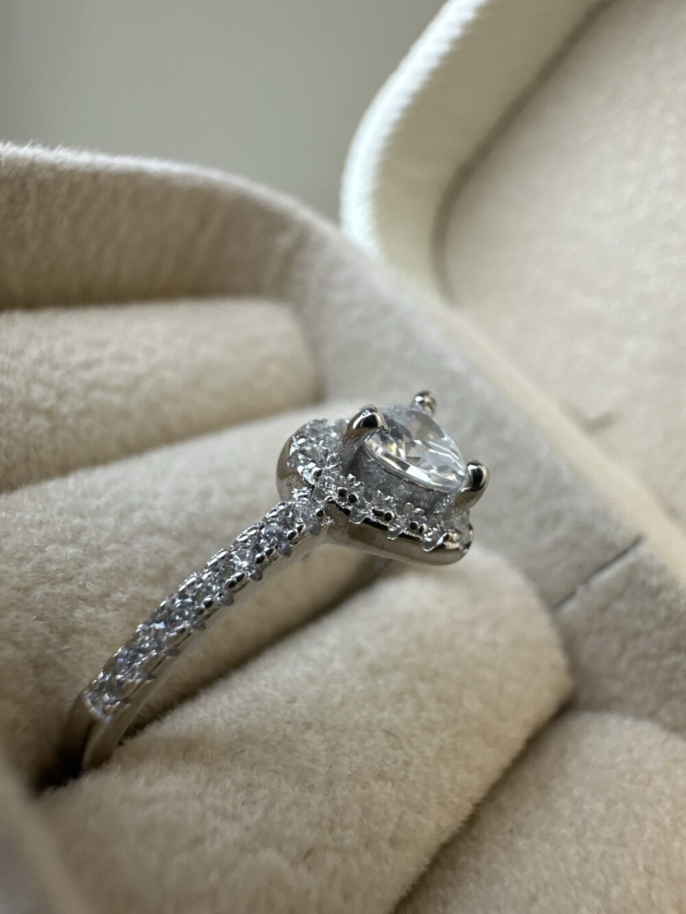 Anillo corazón de plata S925 (Talle 8) - Imagen 2