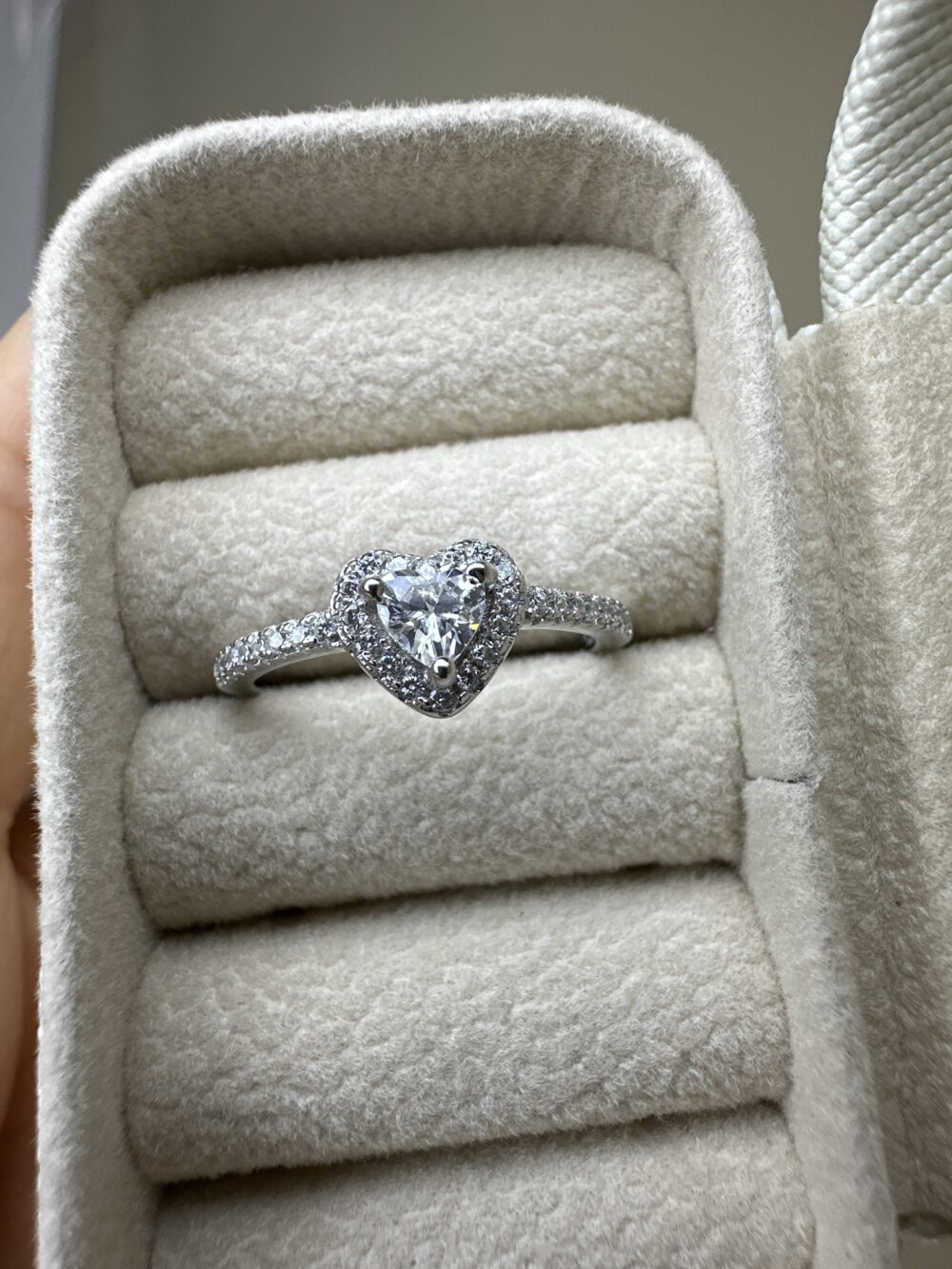 Anillo corazón de plata S925 (Talle 8)