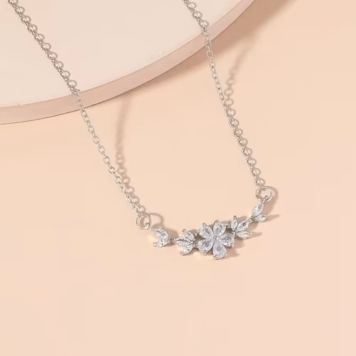 Collar Bella flor