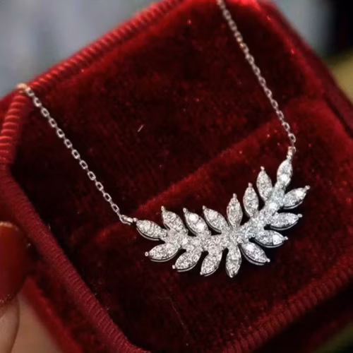 Collar Bella