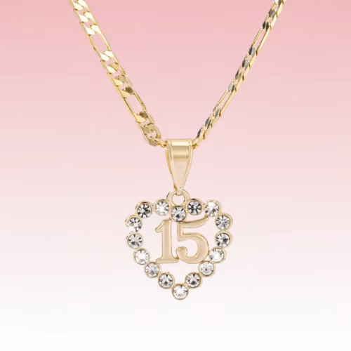 Collar Corazón Amara  15 y brillos