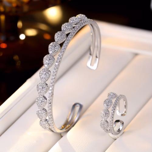 Juego de Brazalete y Anillo Marcia (PLATEADO)