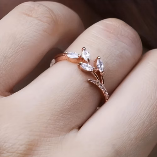 Anillo Lira con diseño de hoja y zirconia brillante (talle7) Oro rosa