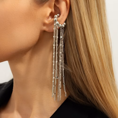Par de Aretes de Clip Luna con Disco Redondo y Borla Plateada