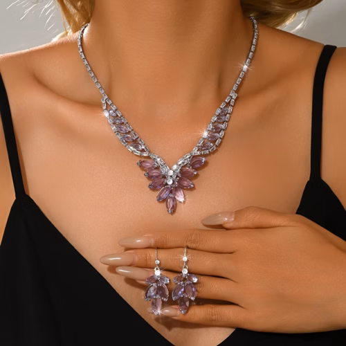 Juego de Joyería  plateado Amelia con Zirconia Púrpura